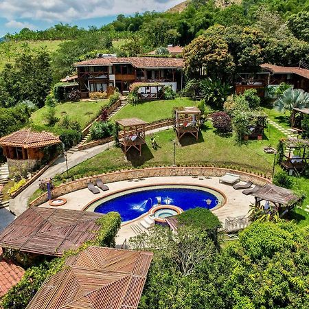 Hotel Spa La Colina Pereira Exterior photo
