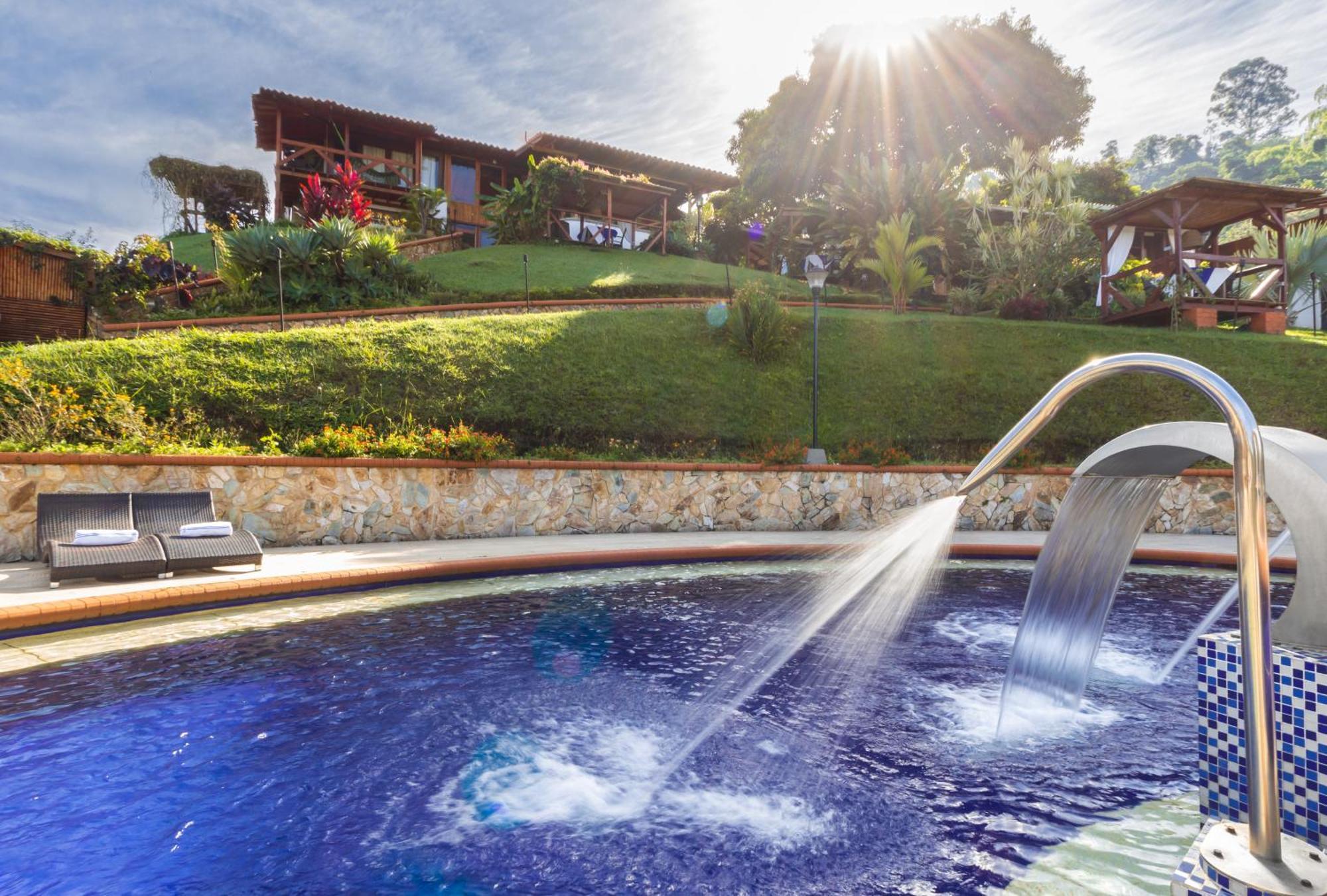 Hotel Spa La Colina Pereira Exterior photo